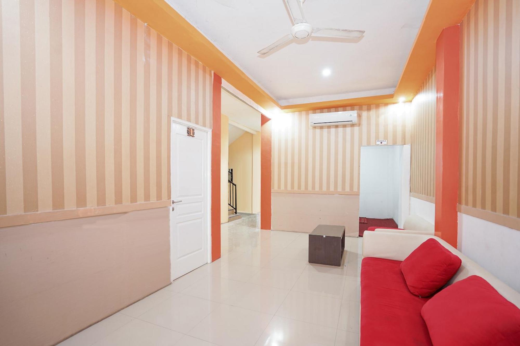 Hotel O Juanda Near Terminal International Juanda Brebek Exteriér fotografie